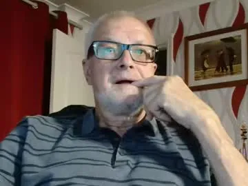 Earth_001 – webcam model profile photo Image 10