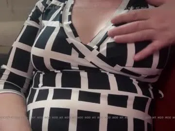 glamorous_ggh – webcam model profile photo Image 19