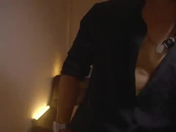 ariel_andcharlotte – webcam model profile photo Image 19