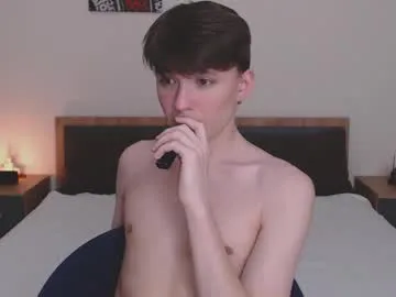 Benson18y – webcam model profile photo Image 11