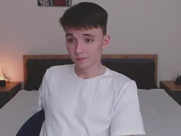 Benson18y – webcam model profile photo Image 12