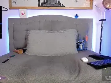 seraphine23 – webcam model profile photo Image 8