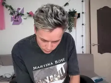 kai101010 – webcam model profile photo Image 13