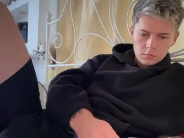 kai101010 – webcam model profile photo Image 15