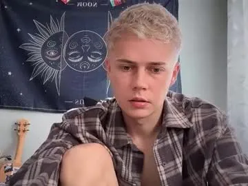 kai101010 – webcam model profile photo Image 18