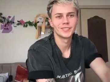 kai101010 – webcam model profile photo Image 2