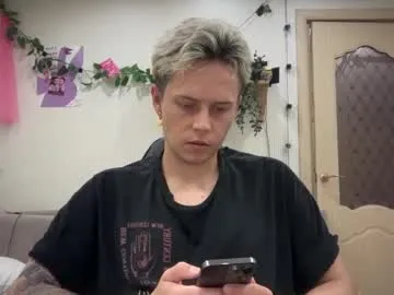 kai101010 – webcam model profile photo Image 4