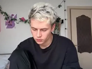 kai101010 – webcam model profile photo Image 5