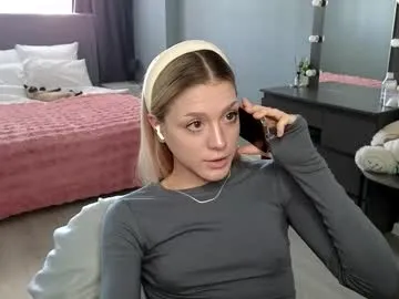 lollaberry – webcam model profile photo Image 19