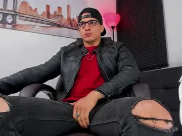 Todays_Dream – webcam model profile photo Image 7