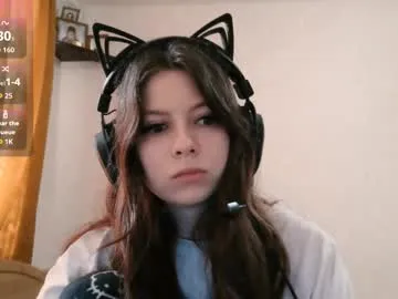 bisexualmilf – webcam model profile photo Image 12