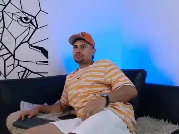 GFBOYS-111 – webcam model profile photo Image 13