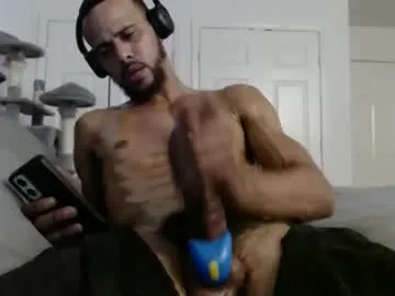 Benson18y – webcam model profile photo Image 3