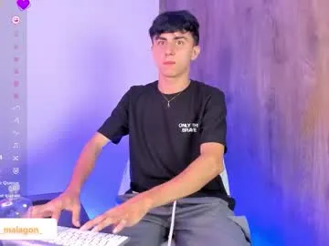 loving_ladies – webcam model profile photo Image 13