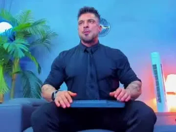 PabloArena – webcam model profile photo Image 17