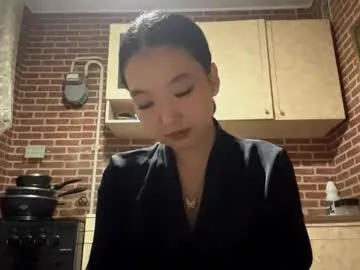 EmaSulivan – webcam model profile photo Image 2