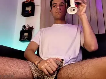 derek_stud_ Image 12