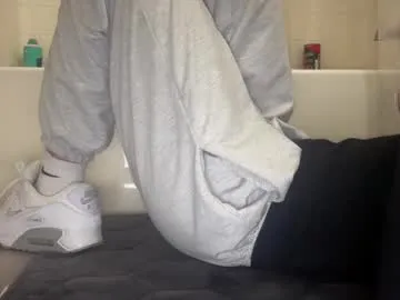 PabloArena – webcam model profile photo Image 12