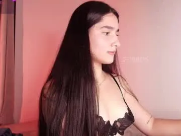 roouse – webcam model profile photo Image 9