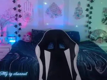 delphacollier – webcam model profile photo Image 10