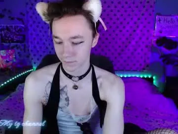 delphacollier – webcam model profile photo Image 4