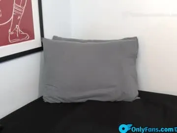 loving_ladies – webcam model profile photo Image 16