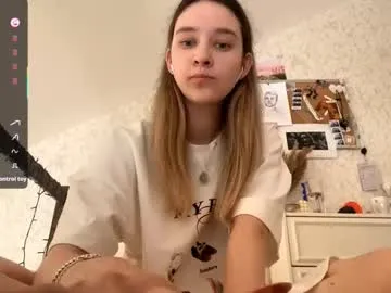 loving_ladies – webcam model profile photo Image 15