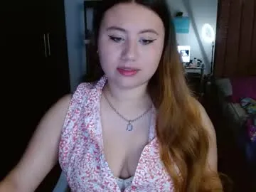 roouse – webcam model profile photo Image 7