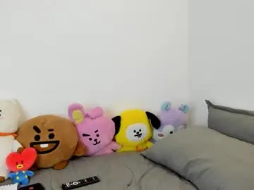 camilla_kelly – webcam model profile photo Image 11