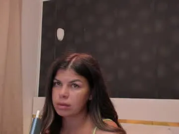 bisexualmilf – webcam model profile photo Image 13