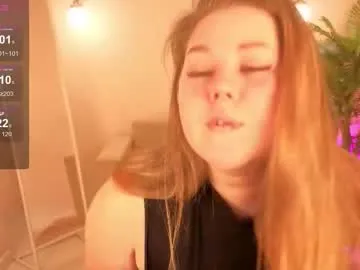 WitchAnnie – webcam model profile photo Image 15