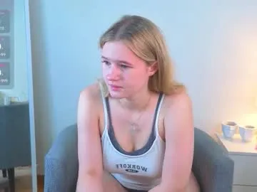 gigikray – webcam model profile photo Image 10