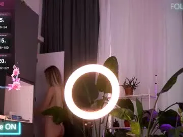 lil_esma – webcam model profile photo Image 10