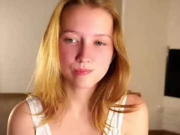 sheenadu – webcam model profile photo Image 14