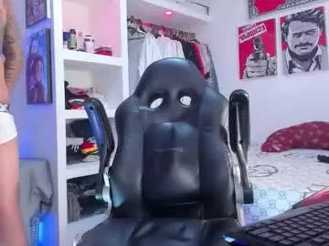 hornyshow_tv – webcam model profile photo Image 16