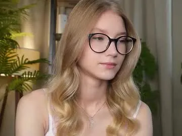 GirlNextdoorKaty – webcam model profile photo Image 10