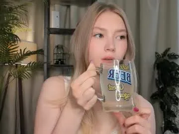 GirlNextdoorKaty – webcam model profile photo Image 14