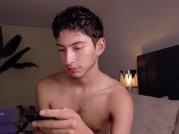 hornyshow_tv – webcam model profile photo Image 17