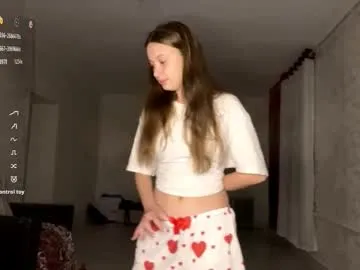 someone_sweet – webcam model profile photo Image 10