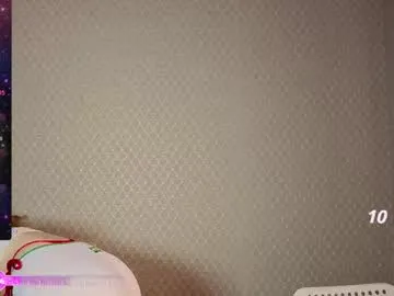 bisexualmilf – webcam model profile photo Image 15