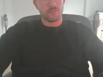 DomManlyGuy – webcam model profile photo Image 17