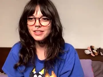 zui_lu – webcam model profile photo Image 9