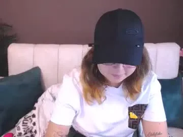 skinny_candy18 – webcam model profile photo Image 5