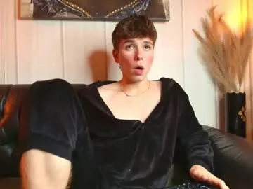 femboy_max Image 16