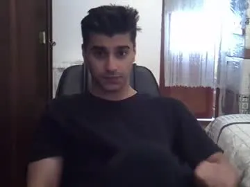 kero180 – webcam model profile photo Image 6