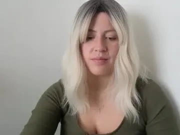 dears_pearlss – webcam model profile photo Image 2