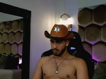 WitchAnnie – webcam model profile photo Image 3