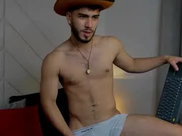 WitchAnnie – webcam model profile photo Image 6