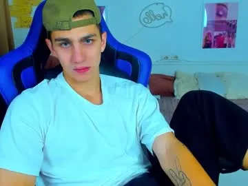 DomManlyGuy – webcam model profile photo Image 10