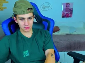 DomManlyGuy – webcam model profile photo Image 2